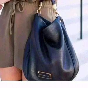 Marc By Marc Jacobs Dark Navy Too Hot To Handle Leather Hobo Bag